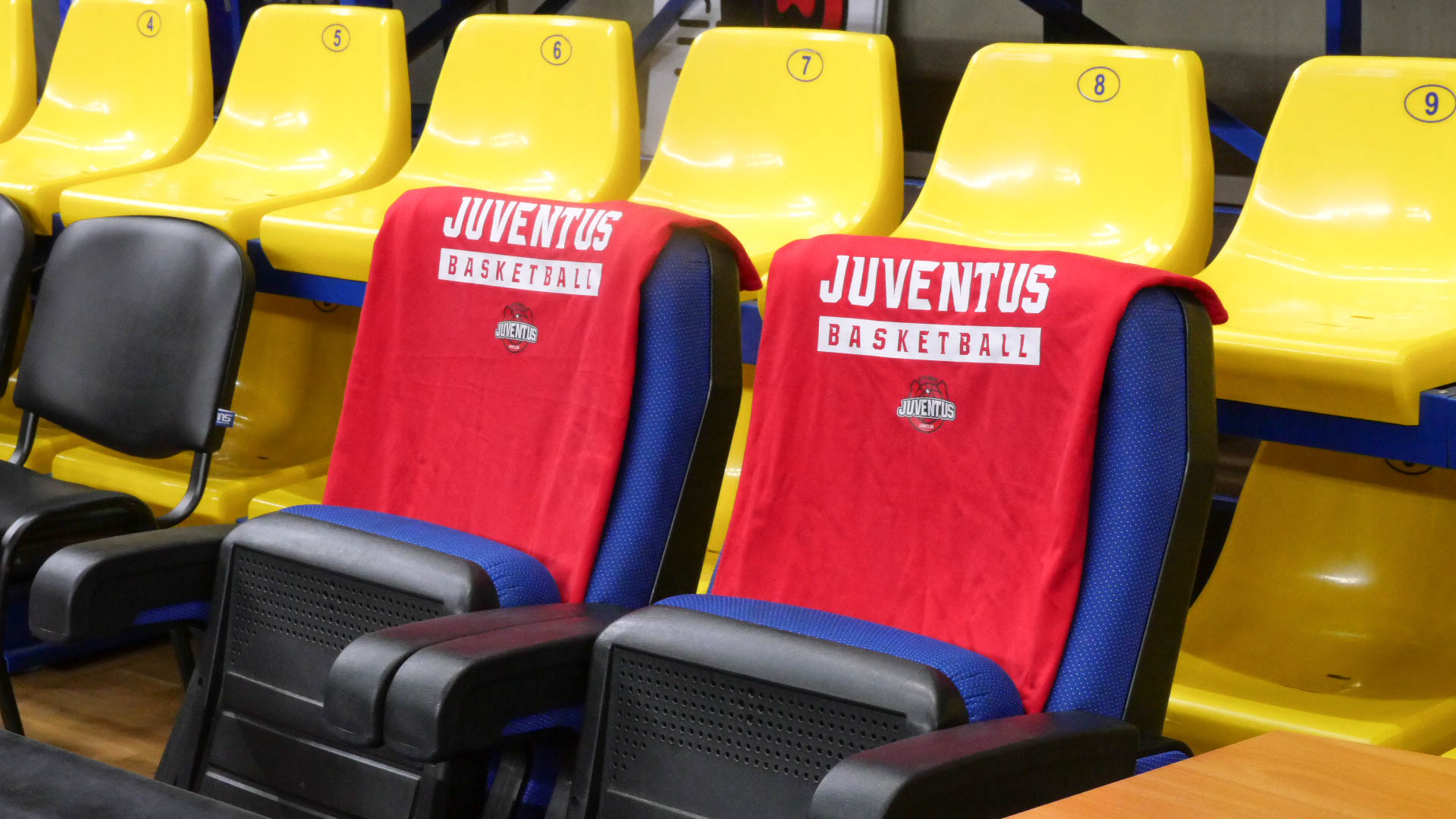 „Uniclub Casino – Juventus“ pristato VIP kėdes Utenos arenoje
